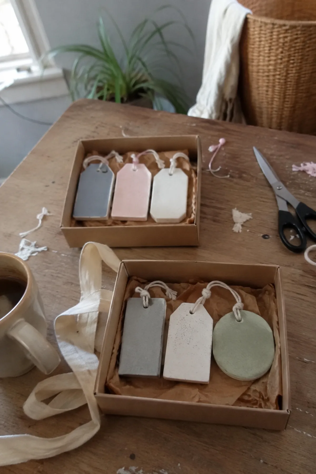 Labeled aroma stone boxes